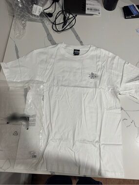Stussy White Short-Sleeve Graphic Pocket Tee